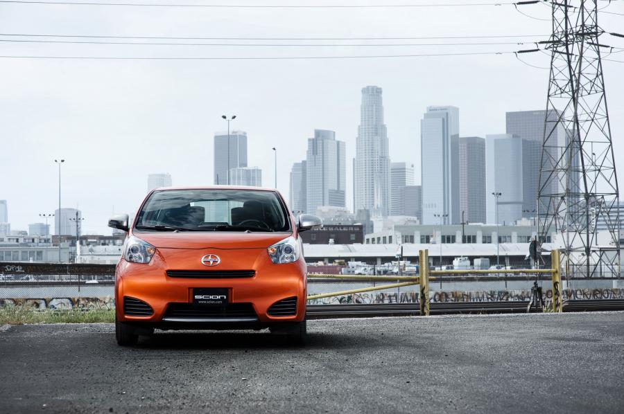  Scion iQ 2012 года  (фото 104 из 128)